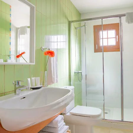 卡勒塔斯村庄旅馆 度假居 科斯塔特吉塞