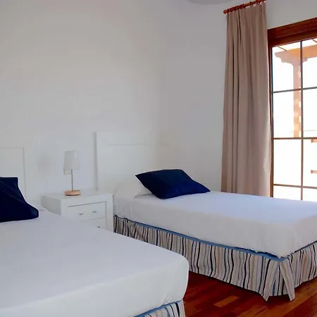 卡勒塔斯村庄旅馆