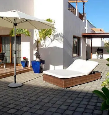 Caletas Village בית נופש *