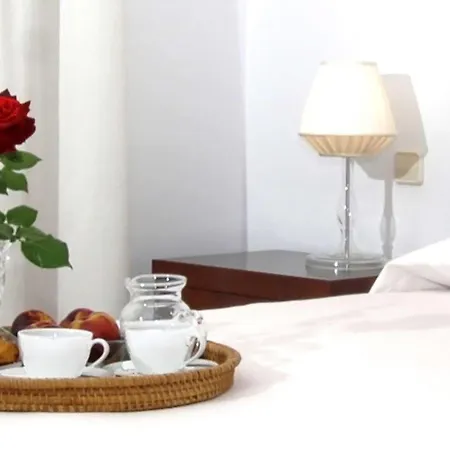 卡勒塔斯村庄旅馆 度假居